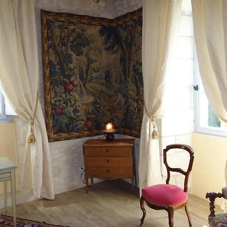 De Château-l'evêque Couette-café