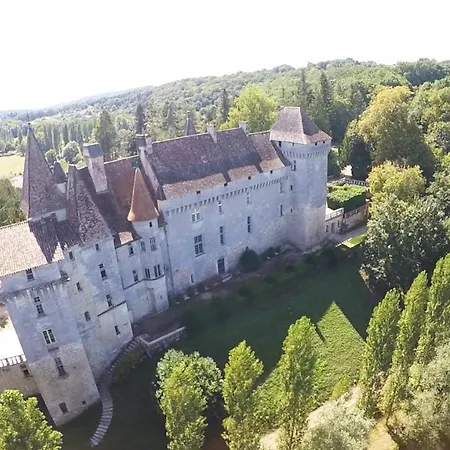 Couette-café De Château-l'evêque Château-lʼÉvêque