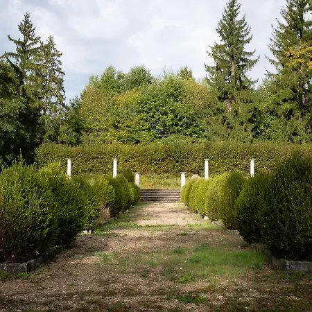 Couette-café De Château-l'evêque *