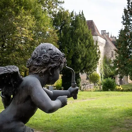 Couette-café De Château-l'evêque Château-lʼÉvêque